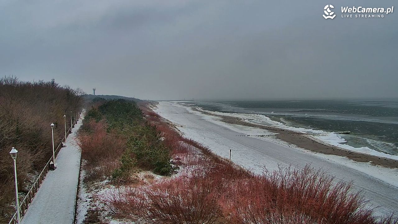 DZIWNÓW  - widok na plażę - 06 luty 2026, 09:24