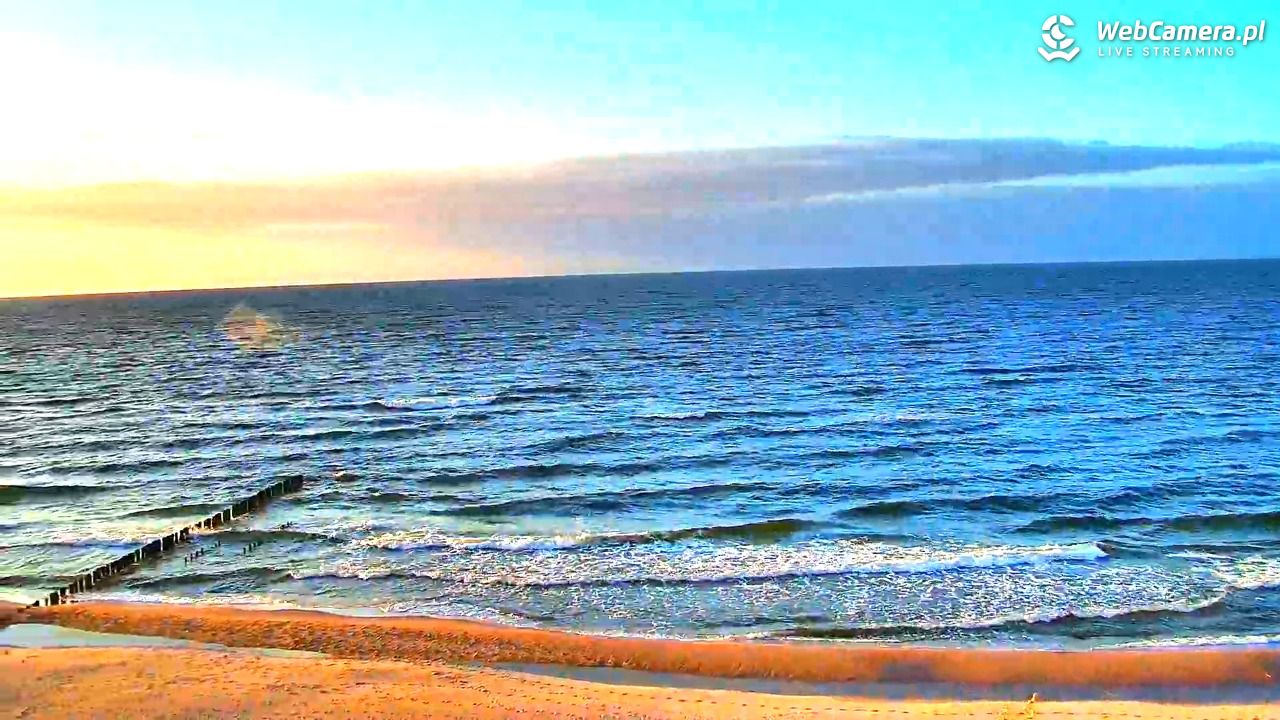 DZIWNÓW  - widok na plażę - 26 marzec 2026, 17:51