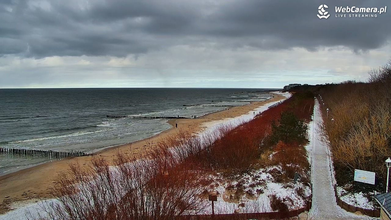 DZIWNÓW  - widok na plażę - 15 luty 2026, 11:25