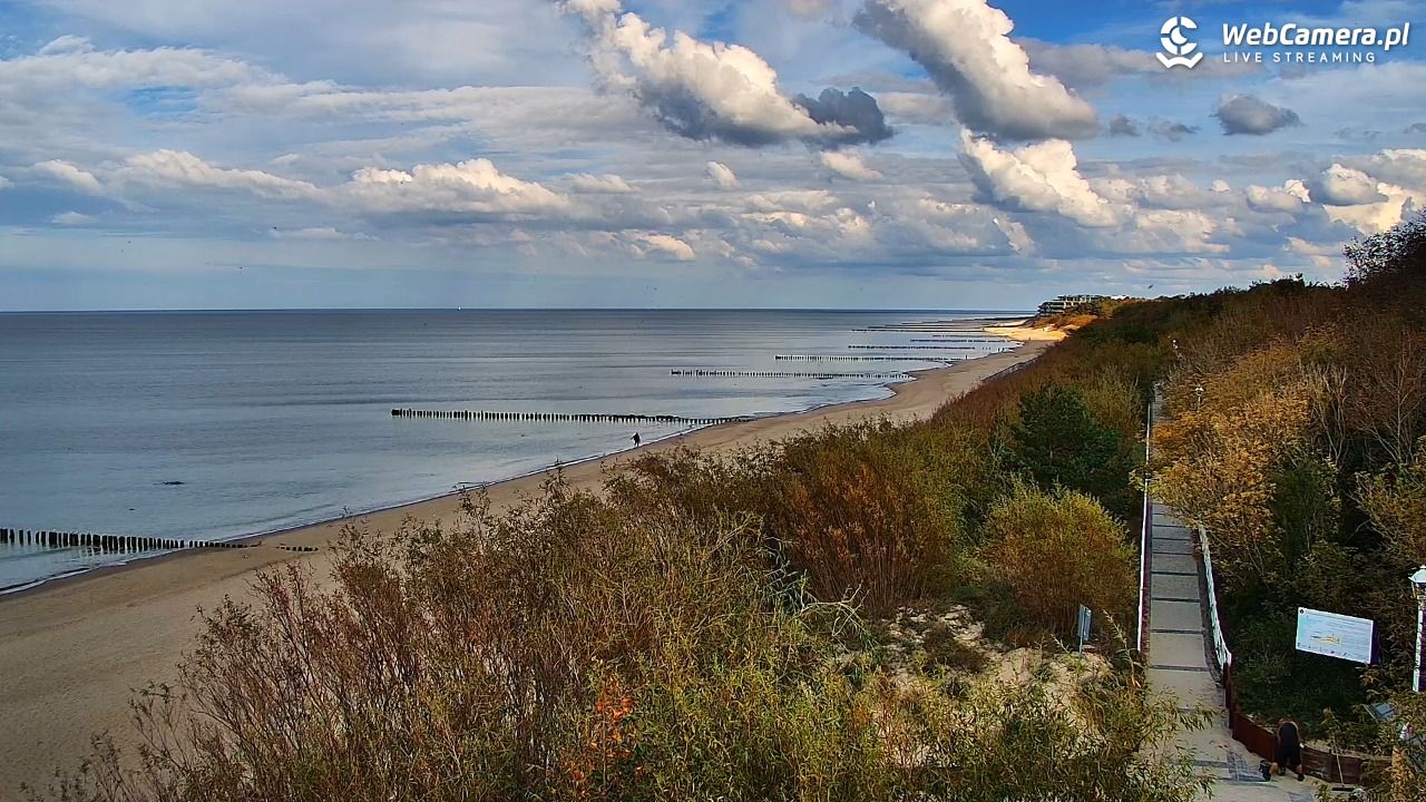 DZIWNÓW  - widok na plażę - 07 październik 2026, 12:45