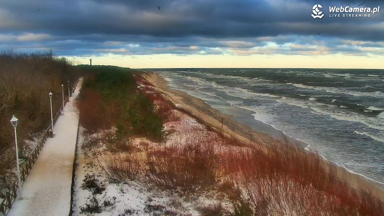 DZIWNÓW  - widok na plażę - 11 styczeń 2026, 09:25