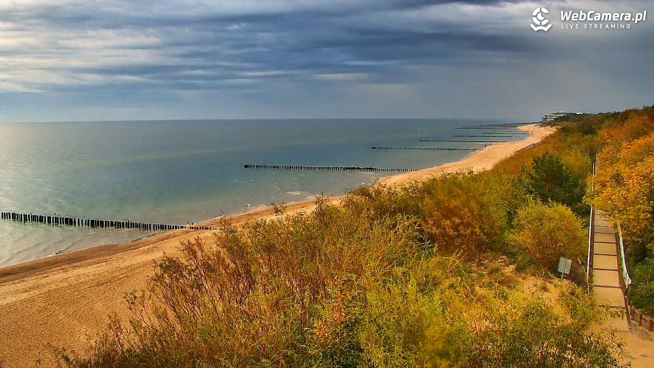 DZIWNÓW  - widok na plażę - 16 wresień 2026, 07:54