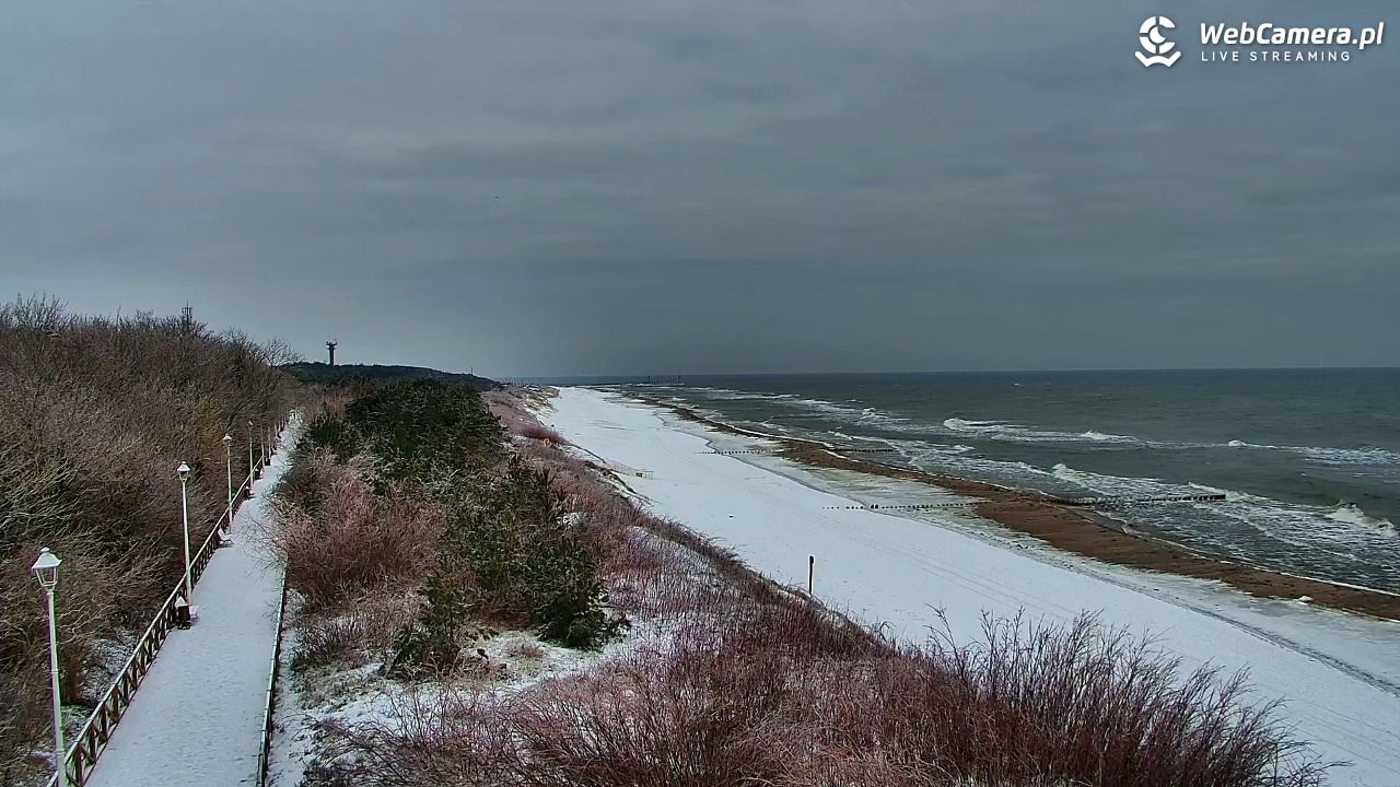 DZIWNÓW  - widok na plażę - 30 styczeń 2026, 09:08