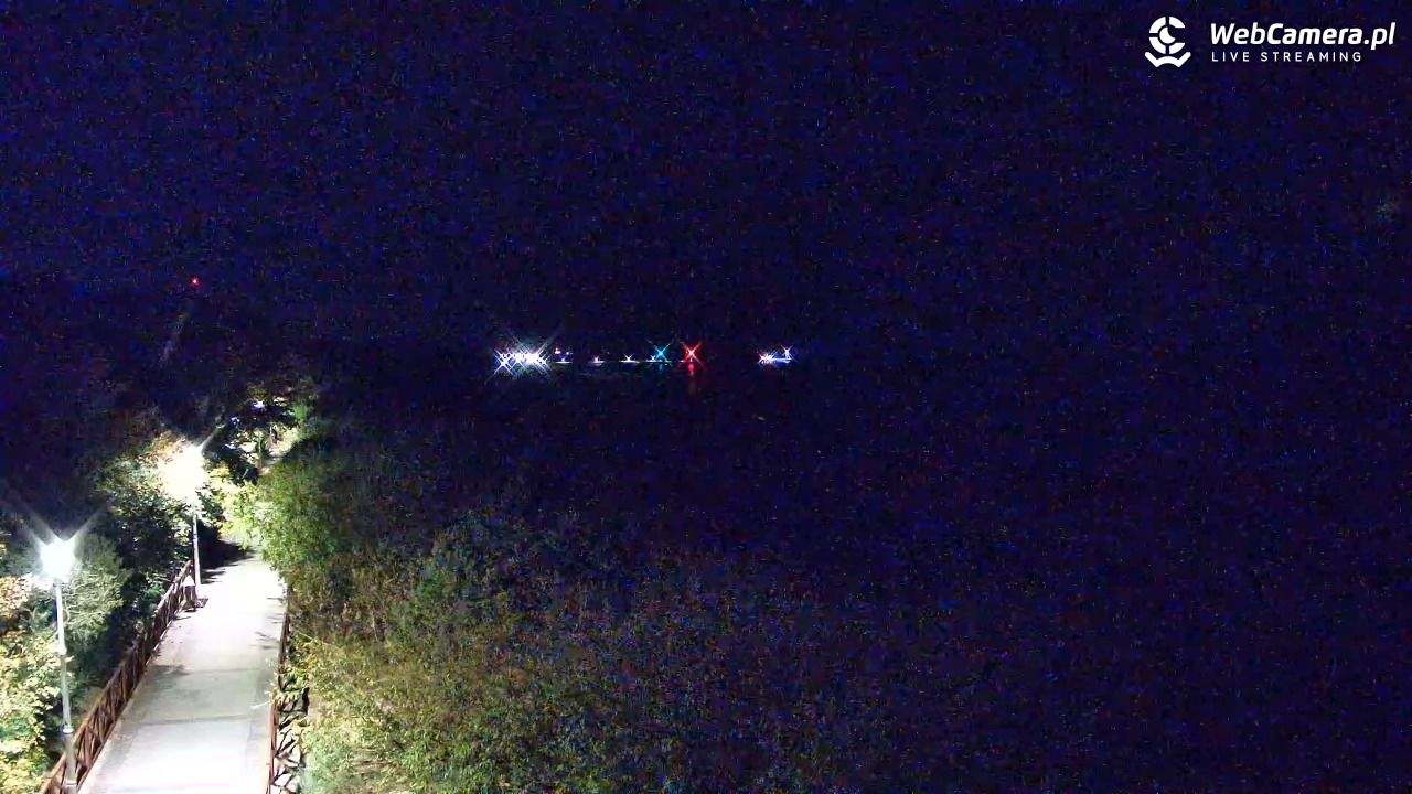 DZIWNÓW  - widok na plażę - 01 październik 2026, 22:32