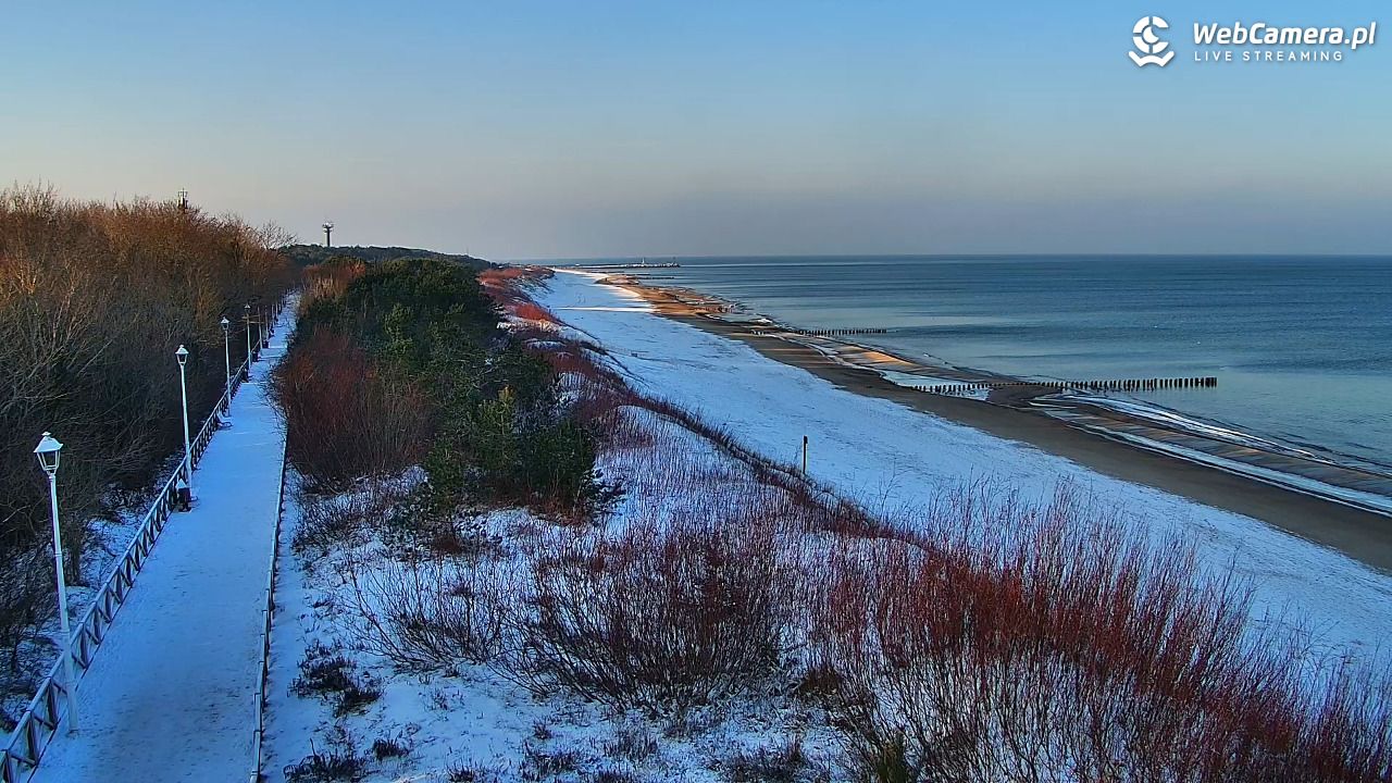 DZIWNÓW  - widok na plażę - 08 styczeń 2026, 10:19