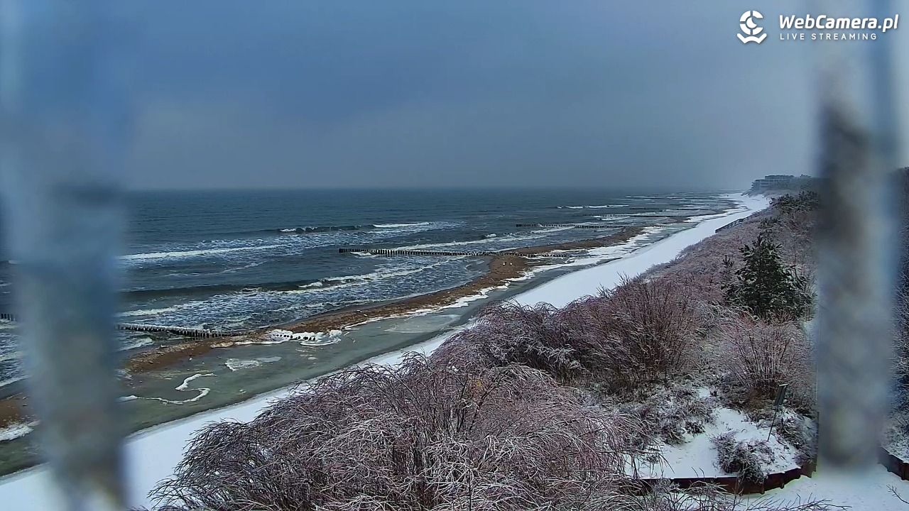 DZIWNÓW  - widok na plażę - 27 styczeń 2026, 11:57