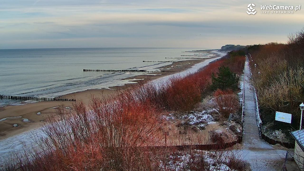DZIWNÓW  - widok na plażę - 15 styczeń 2026, 09:35
