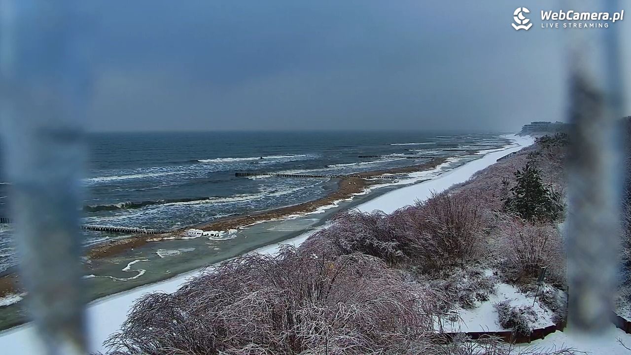 DZIWNÓW  - widok na plażę - 27 styczeń 2026, 11:57