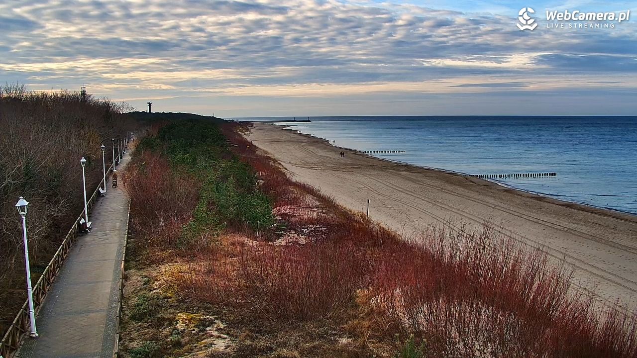DZIWNÓW  - widok na plażę - 19 grudzień 2025, 13:00