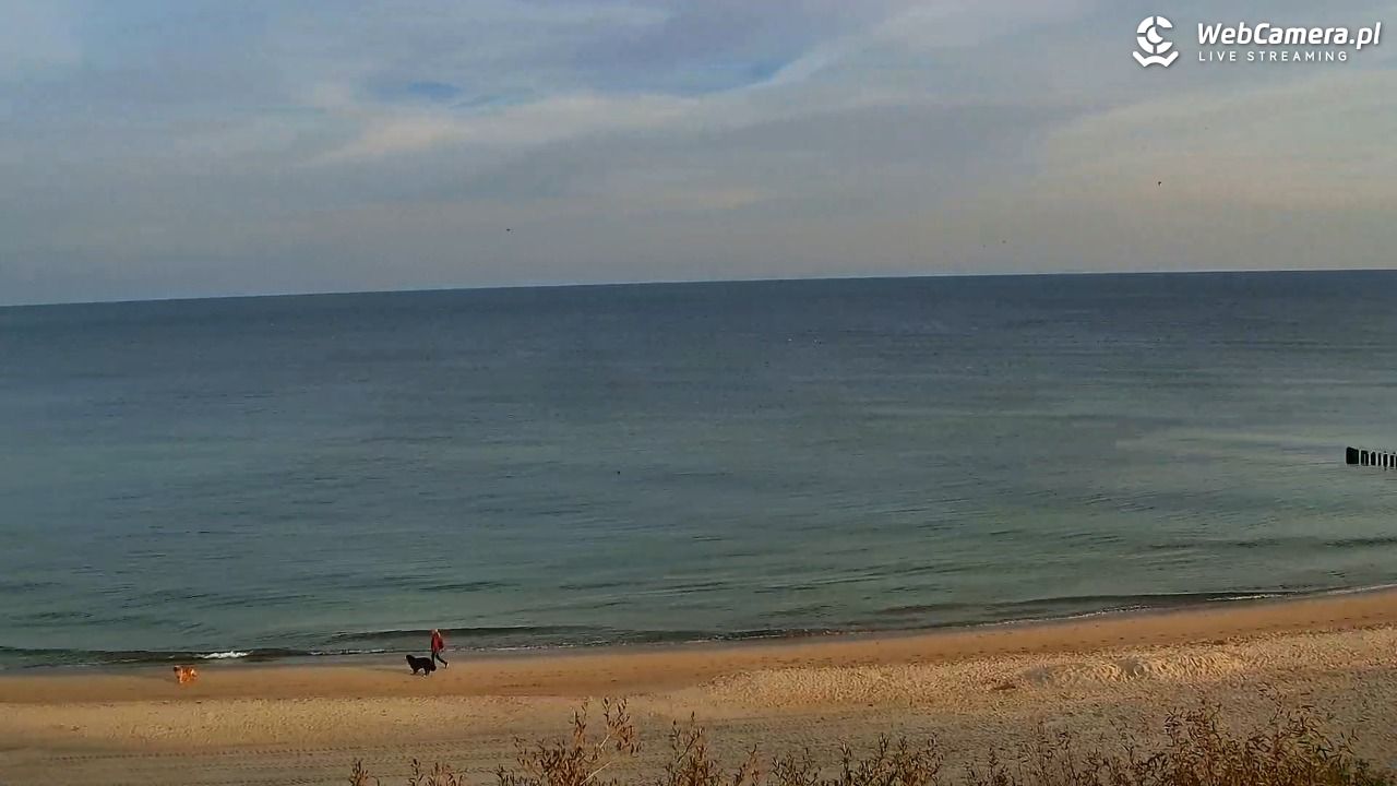 DZIWNÓW  - widok na plażę - 02 październik 2026, 08:28