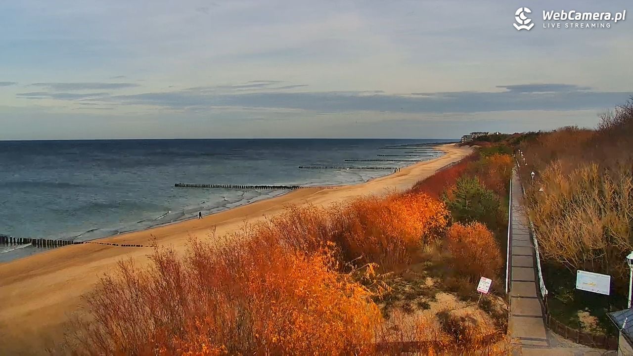 DZIWNÓW  - widok na plażę - 13 listopad 2025, 13:50
