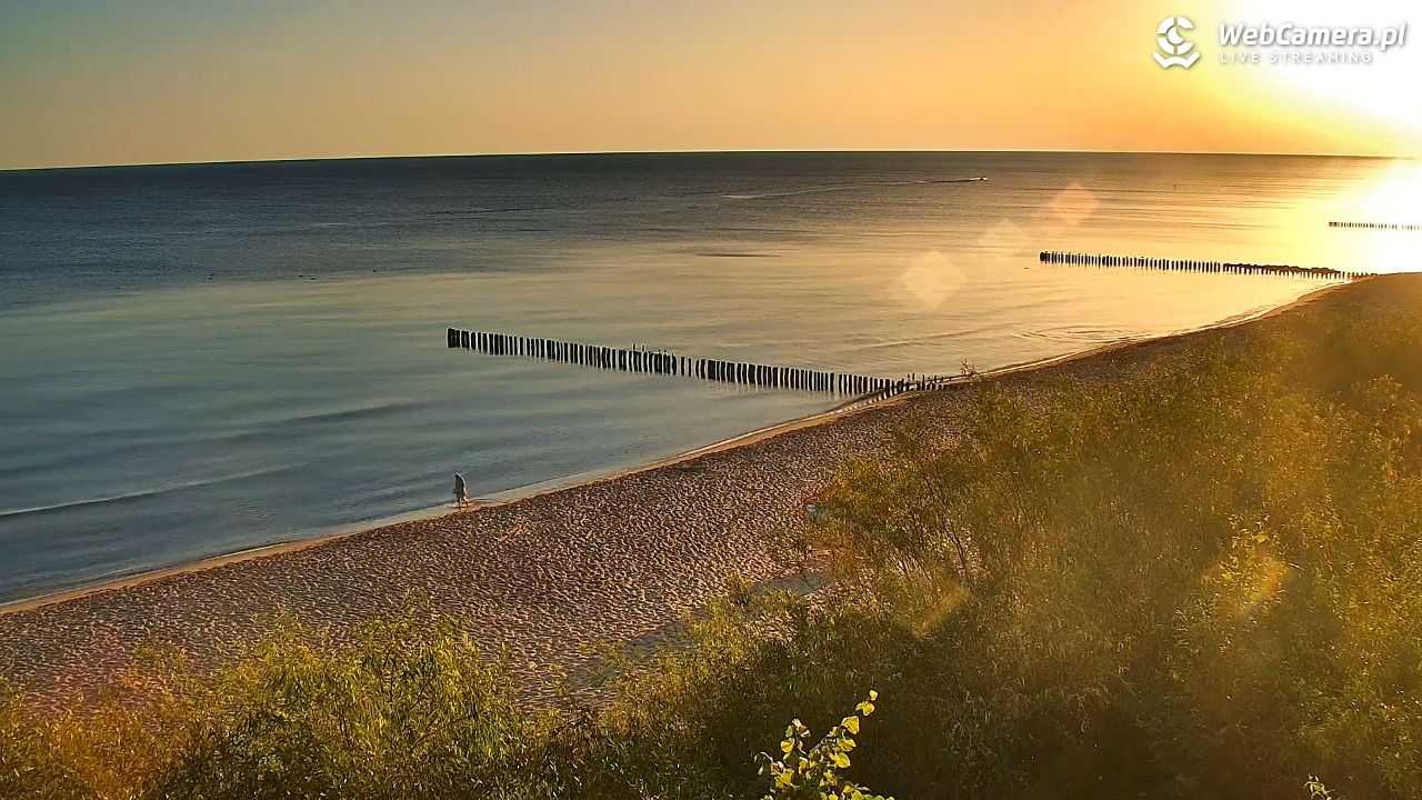 DZIWNÓW  - widok na plażę - 27 czerwiec 2026, 05:39