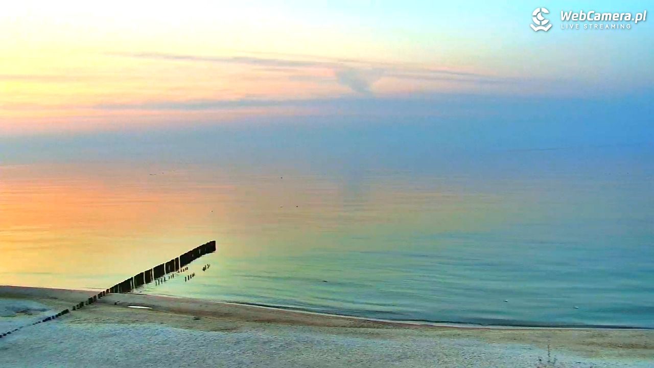 DZIWNÓW  - widok na plażę - 09 marzec 2026, 17:53