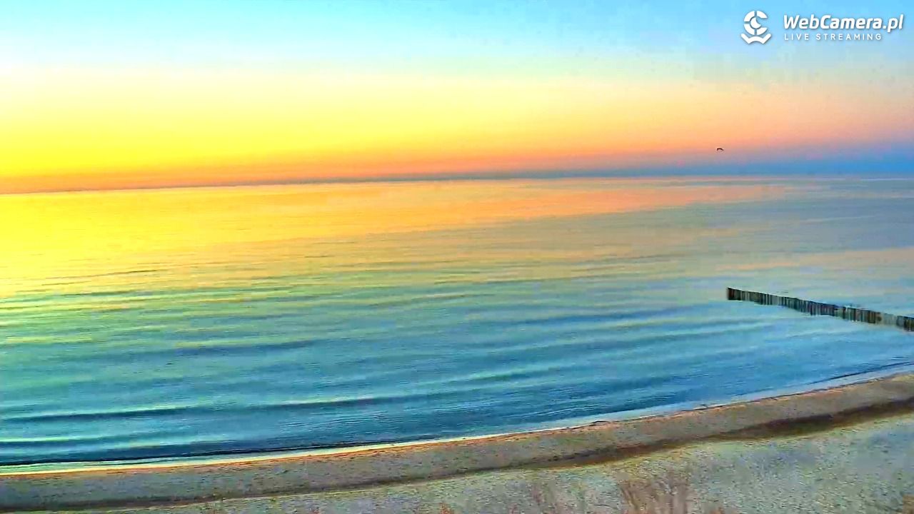DZIWNÓW  - widok na plażę - 01 kwiecień 2026, 19:45