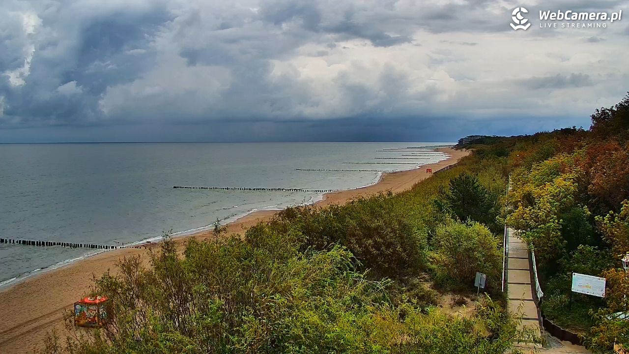 DZIWNÓW  - widok na plażę - 22 sierpień 2026, 06:52