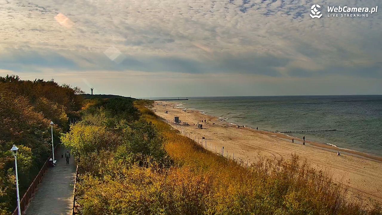 DZIWNÓW  - widok na plażę - 01 październik 2026, 15:10