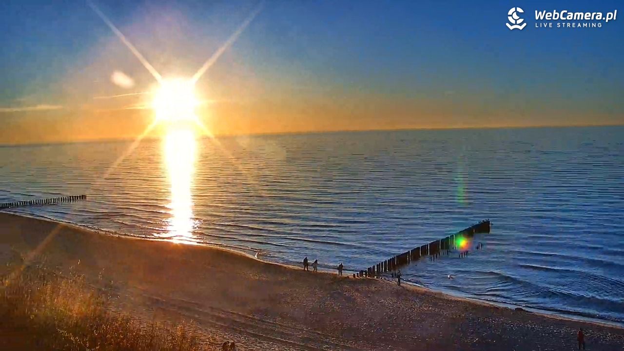 DZIWNÓW  - widok na plażę - 01 maj 2026, 20:05