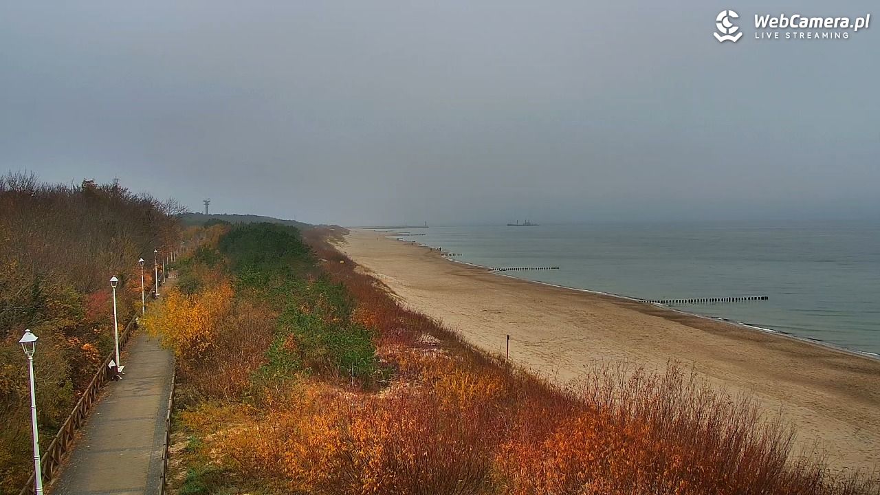 DZIWNÓW  - widok na plażę - 09 listopad 2025, 09:42