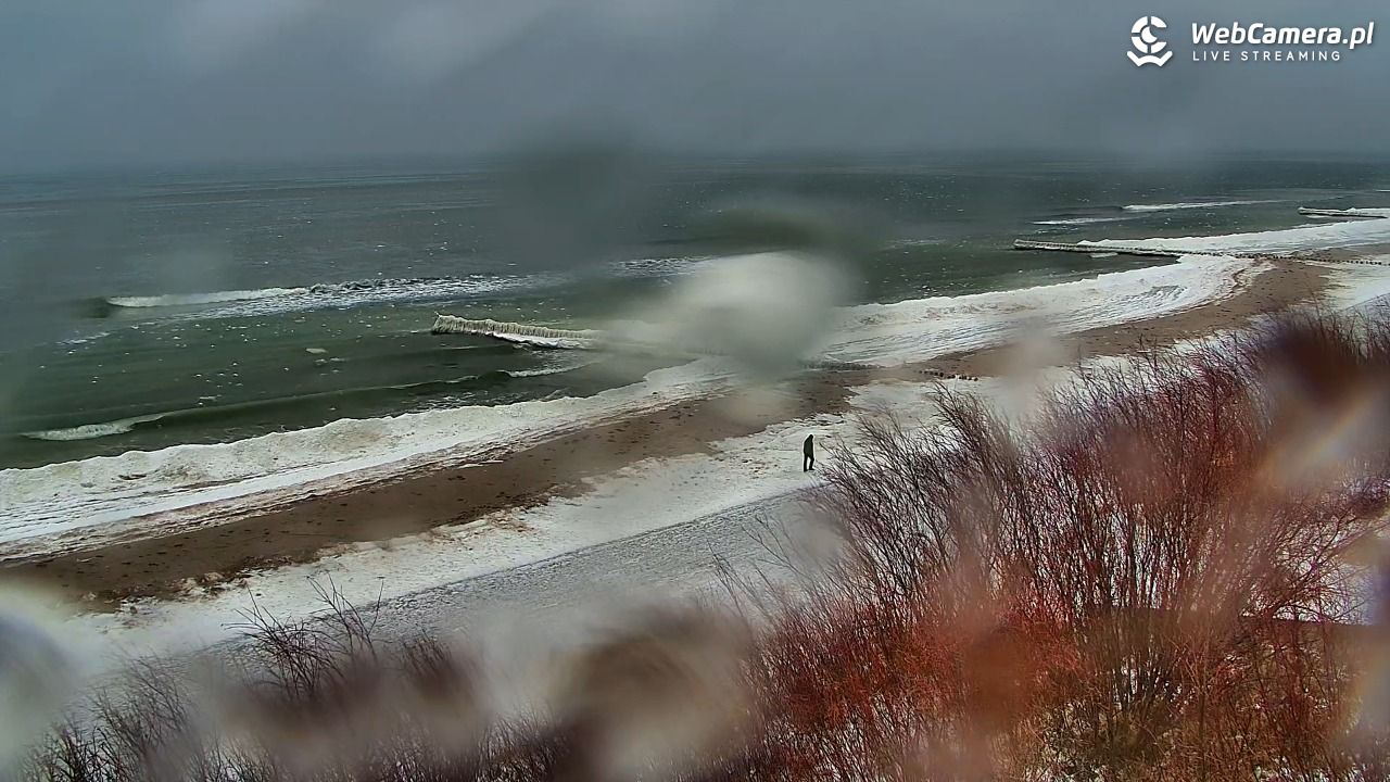 DZIWNÓW  - widok na plażę - 05 luty 2026, 15:46