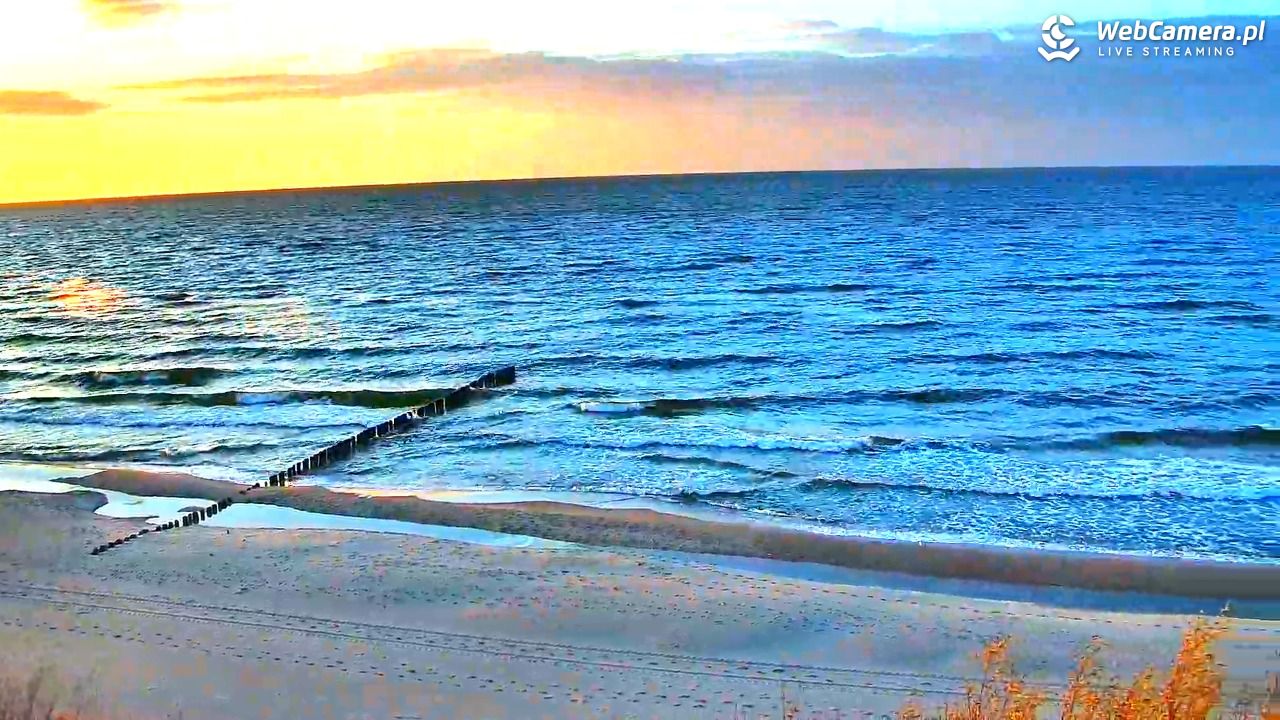 DZIWNÓW  - widok na plażę - 26 marzec 2026, 18:06