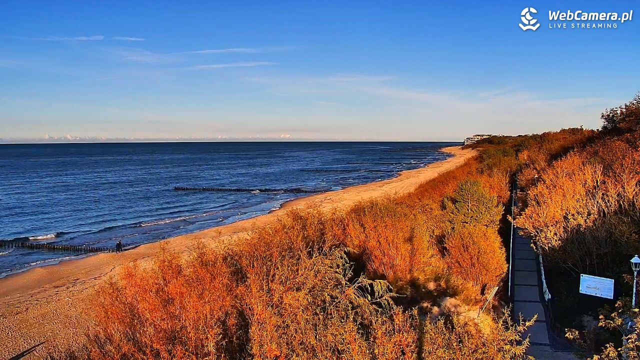 DZIWNÓW  - widok na plażę - 15 październik 2025, 16:54