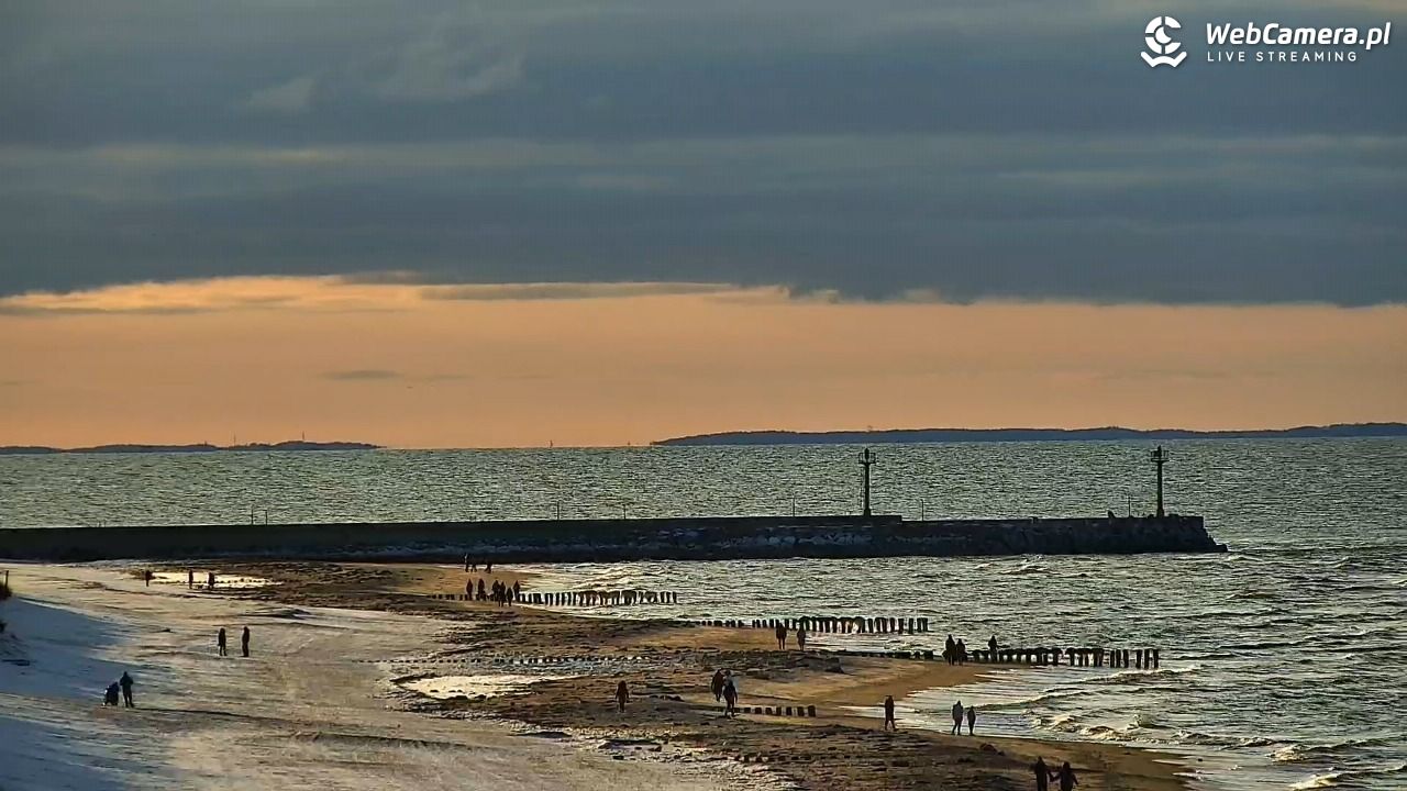 DZIWNÓW  - widok na plażę - 15 luty 2026, 16:13