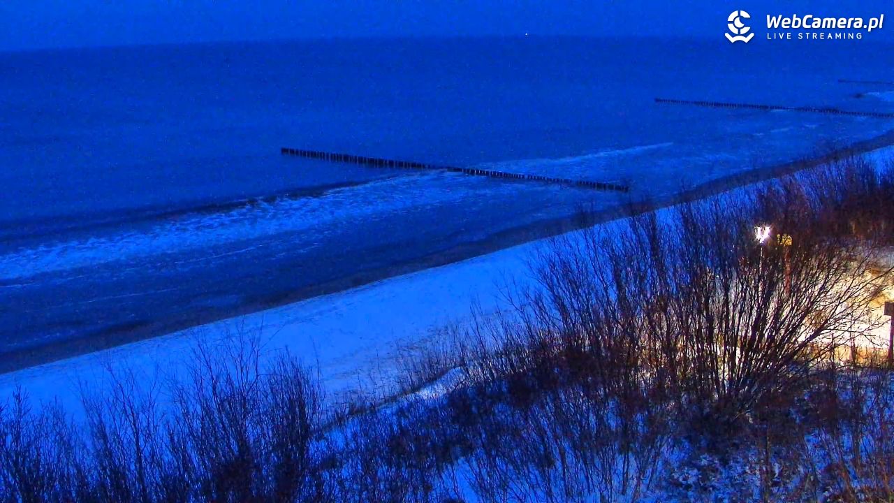DZIWNÓW  - widok na plażę - 05 styczeń 2026, 16:36