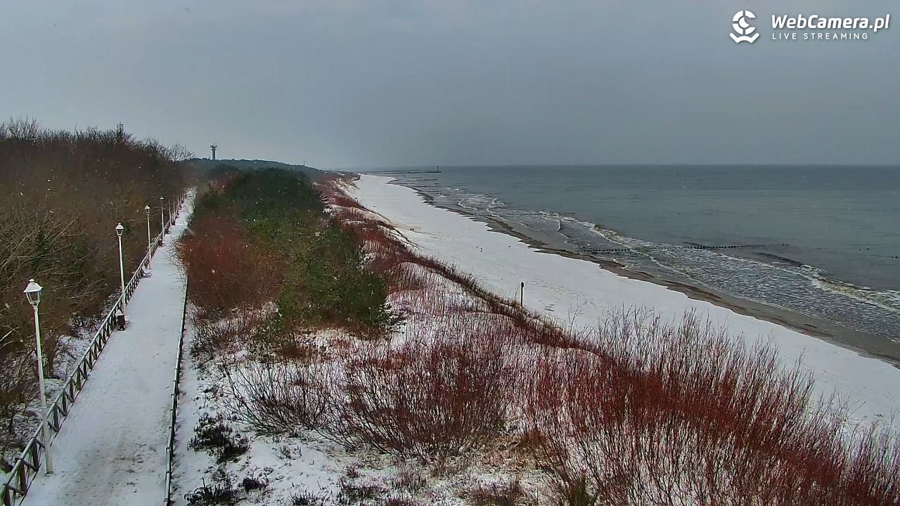 DZIWNÓW  - widok na plażę - 05 styczeń 2026, 09:40