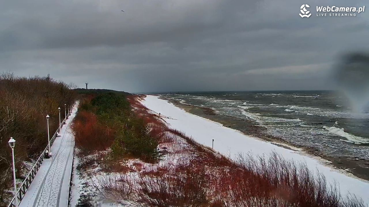 DZIWNÓW  - widok na plażę - 13 luty 2026, 10:09