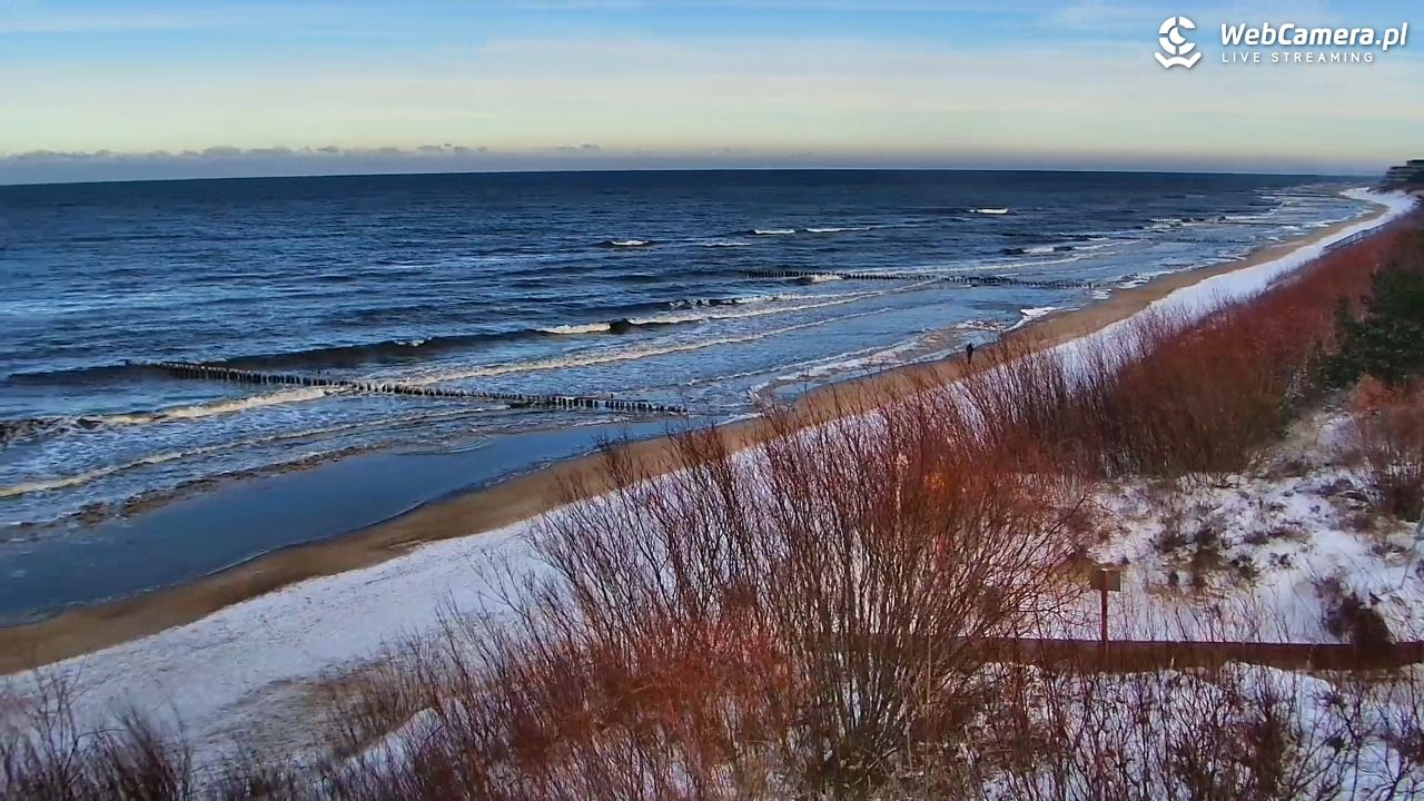 DZIWNÓW  - widok na plażę - 09 styczeń 2026, 12:23