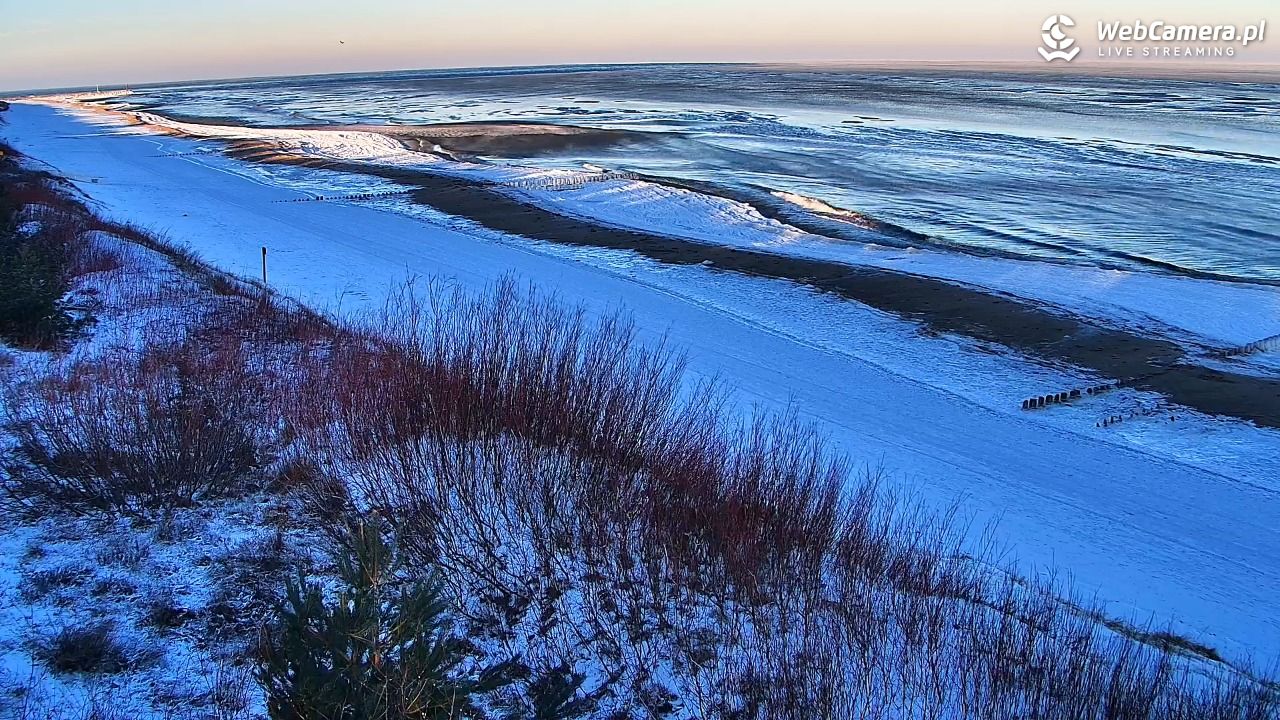 DZIWNÓW  - widok na plażę - 02 luty 2026, 09:02