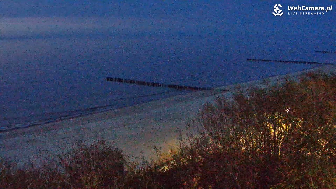 DZIWNÓW  - widok na plażę - 03 październik 2026, 17:14
