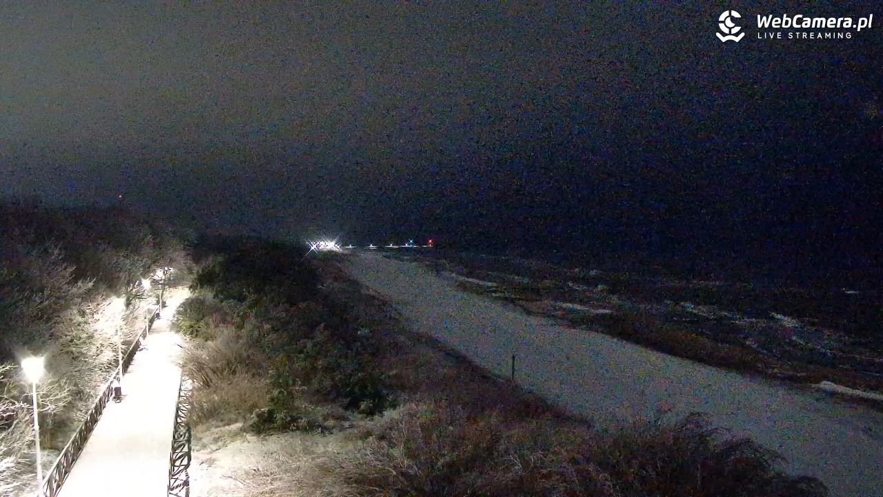 DZIWNÓW  - widok na plażę - 27 styczeń 2026, 17:33
