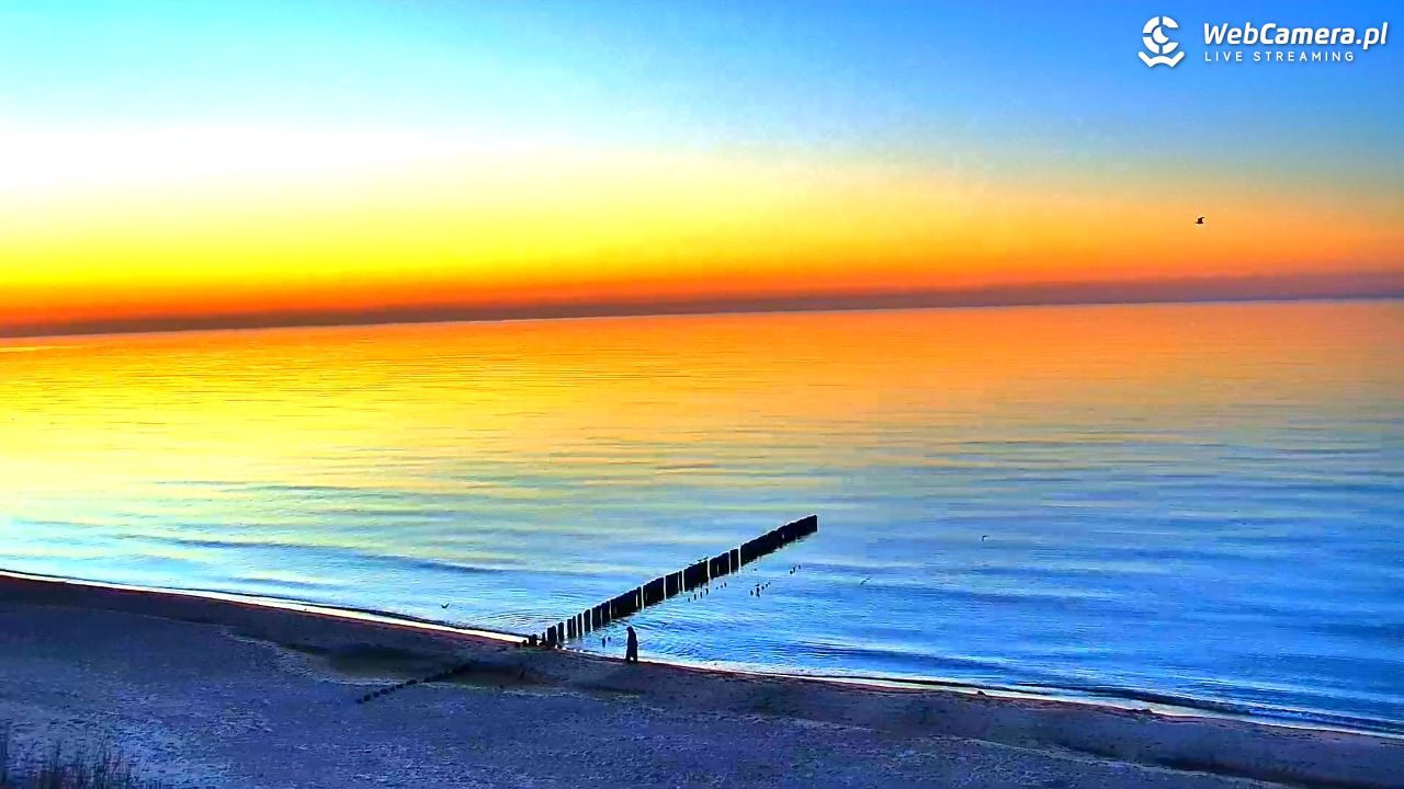 DZIWNÓW  - widok na plażę - 01 kwiecień 2026, 19:45