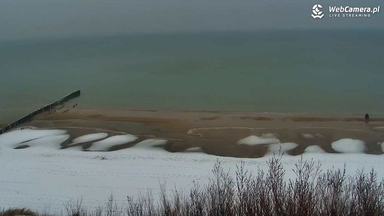 DZIWNÓW  - widok na plażę - 13 styczeń 2026, 12:39