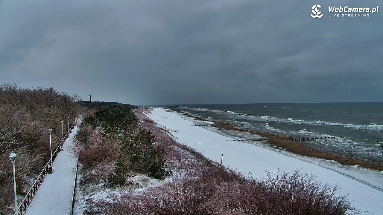 DZIWNÓW  - widok na plażę - 29 styczeń 2026, 15:57