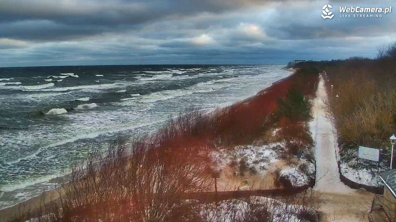 DZIWNÓW  - widok na plażę - 11 styczeń 2026, 08:52