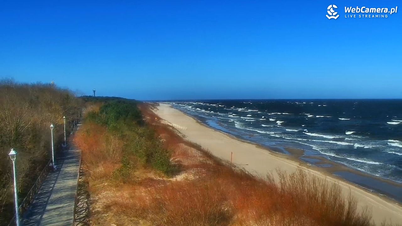 DZIWNÓW  - widok na plażę - 07 kwiecień 2026, 09:59
