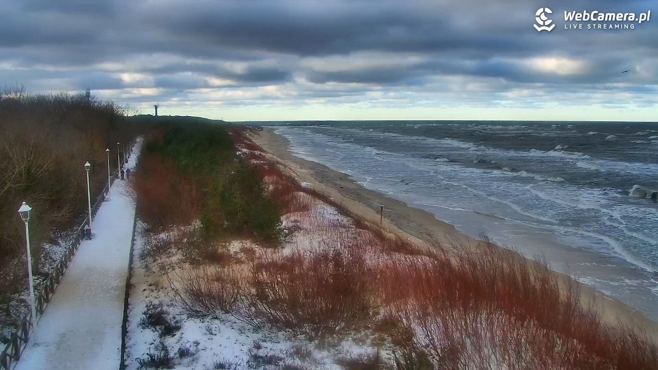 DZIWNÓW  - widok na plażę - 11 styczeń 2026, 11:24