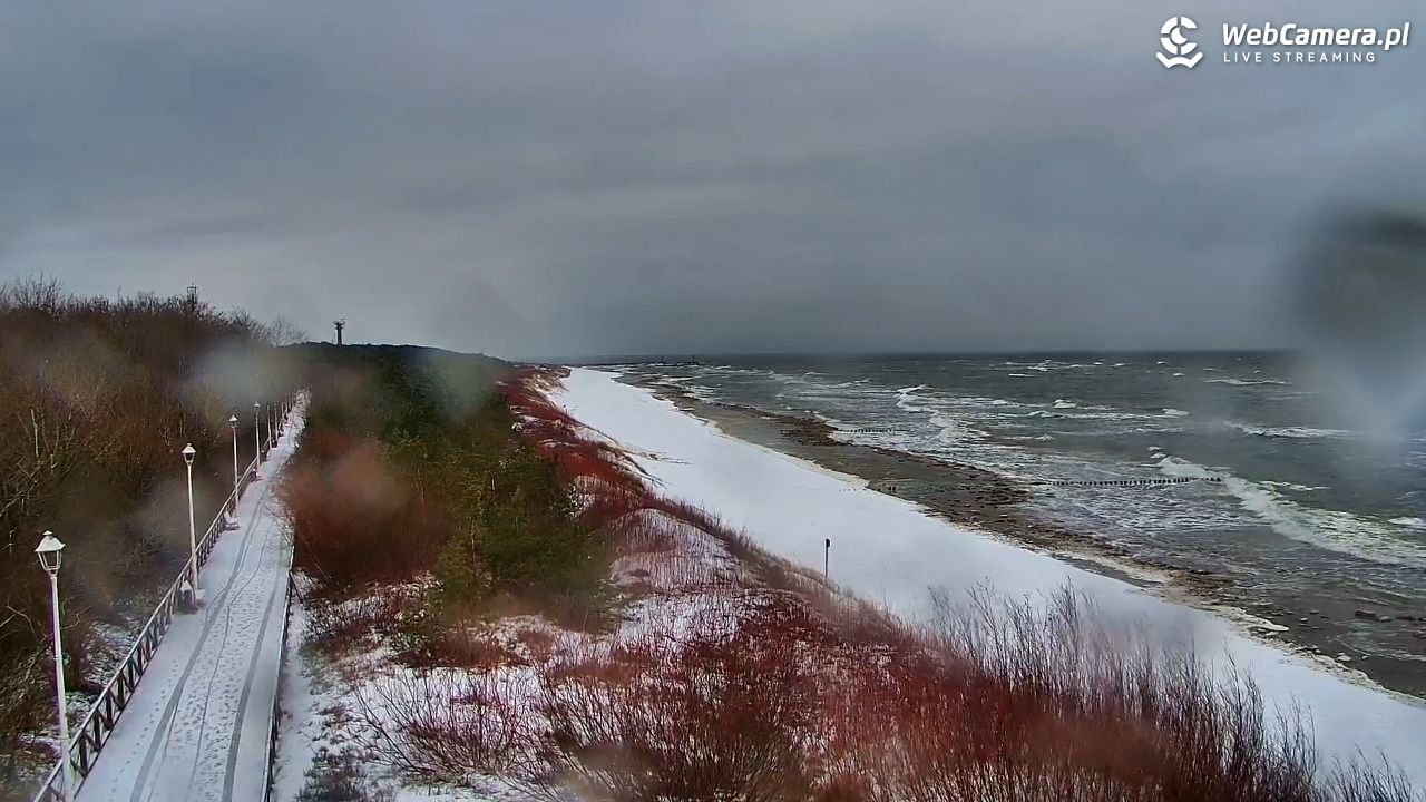 DZIWNÓW  - widok na plażę - 13 luty 2026, 10:20