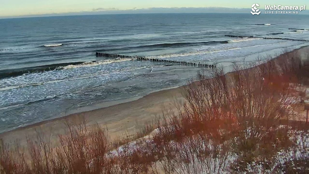 DZIWNÓW  - widok na plażę - 12 styczeń 2026, 10:15