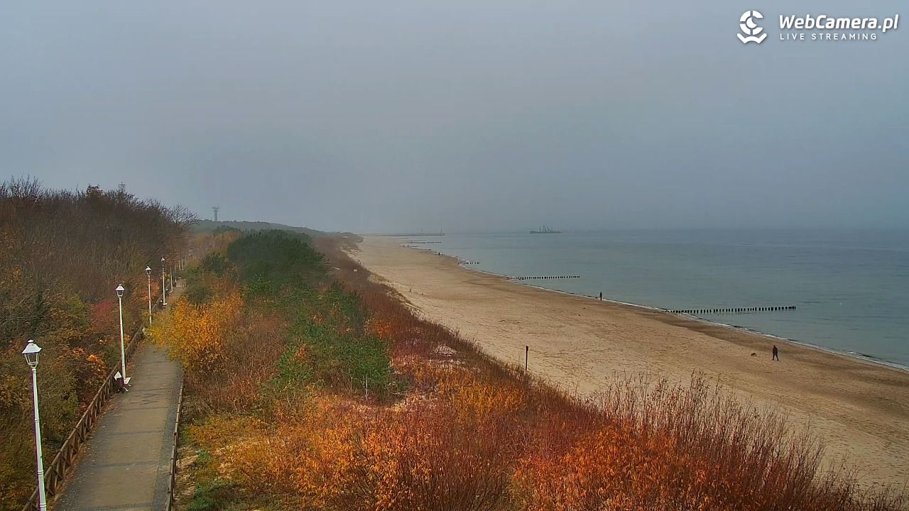 DZIWNÓW  - widok na plażę - 09 listopad 2025, 08:58