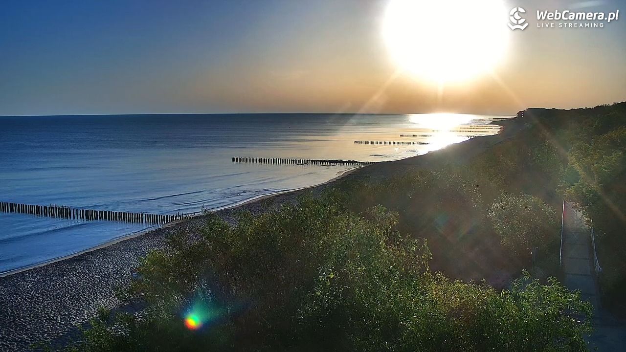 DZIWNÓW  - widok na plażę - 27 czerwiec 2026, 05:44