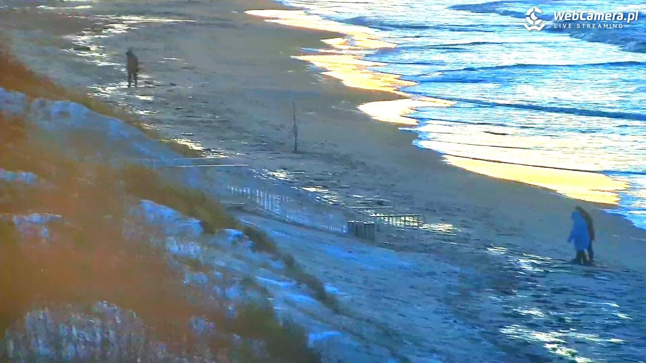 DZIWNÓW  - widok na plażę - 11 styczeń 2026, 16:26