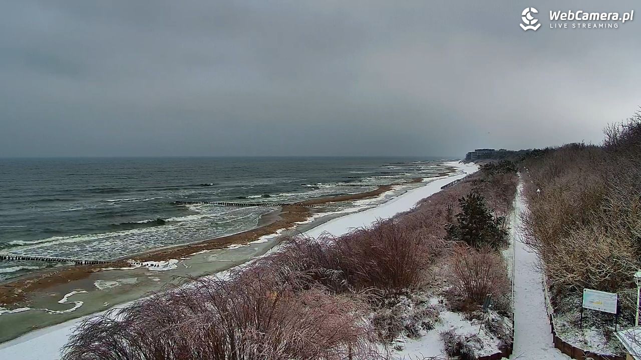 DZIWNÓW  - widok na plażę - 28 styczeń 2026, 11:57