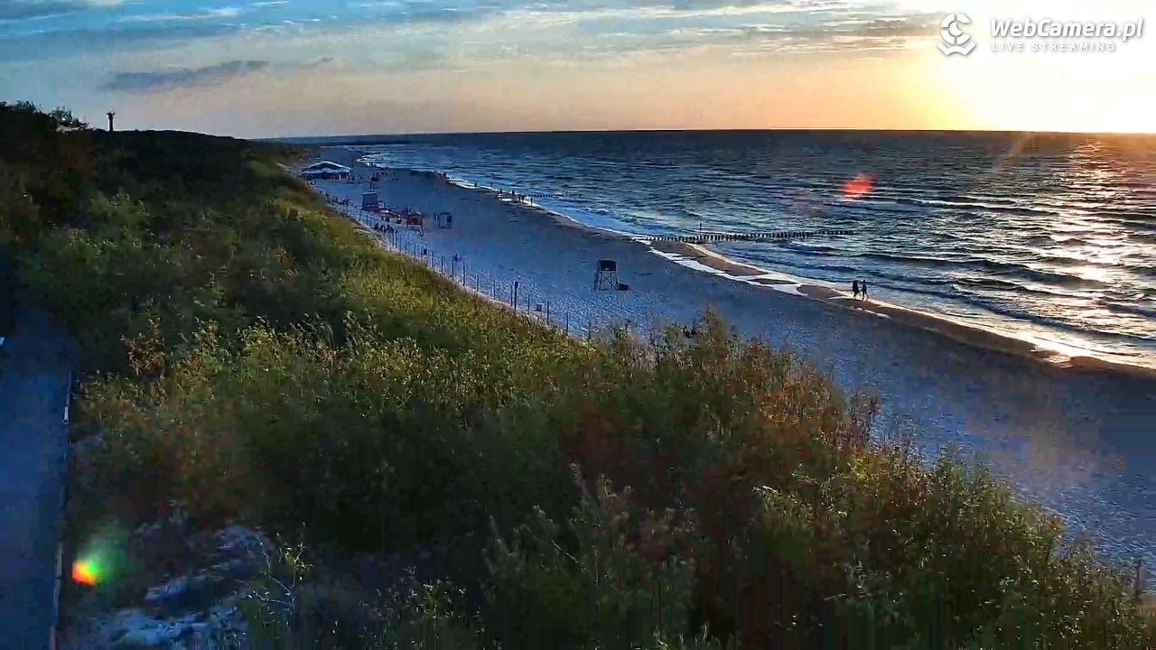 DZIWNÓW  - widok na plażę - 06 sierpień 2026, 20:23