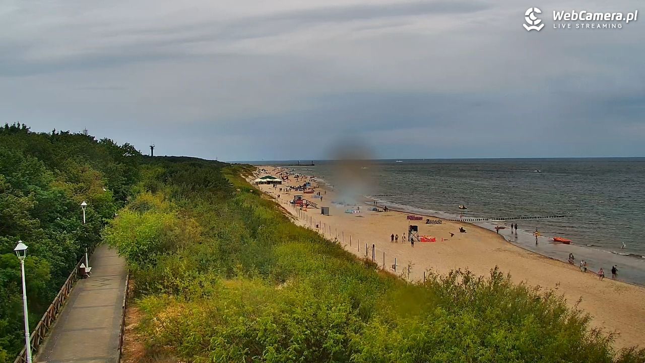 DZIWNÓW  - widok na plażę - 05 lipiec 2025, 13:44