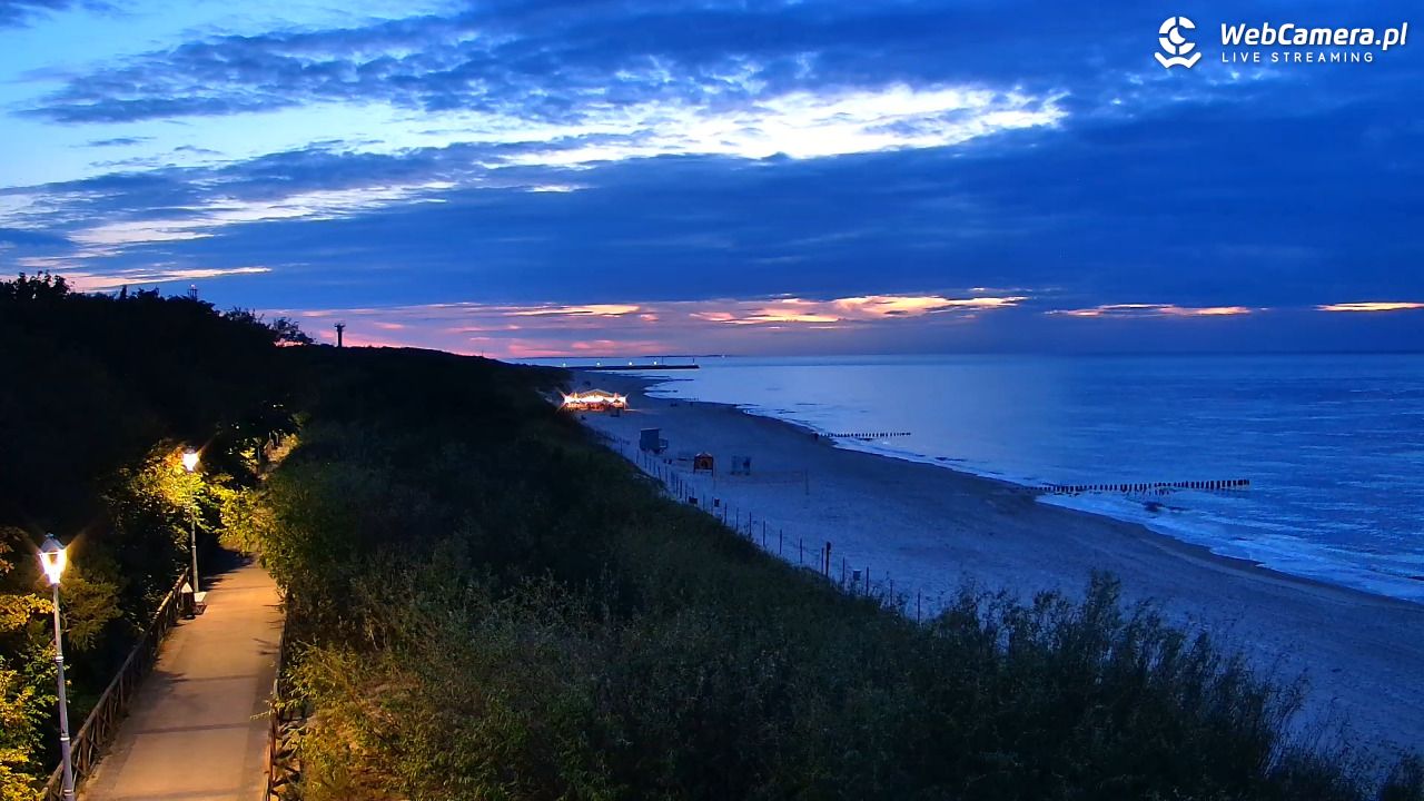 DZIWNÓW  - widok na plażę - 02 wresień 2026, 20:22