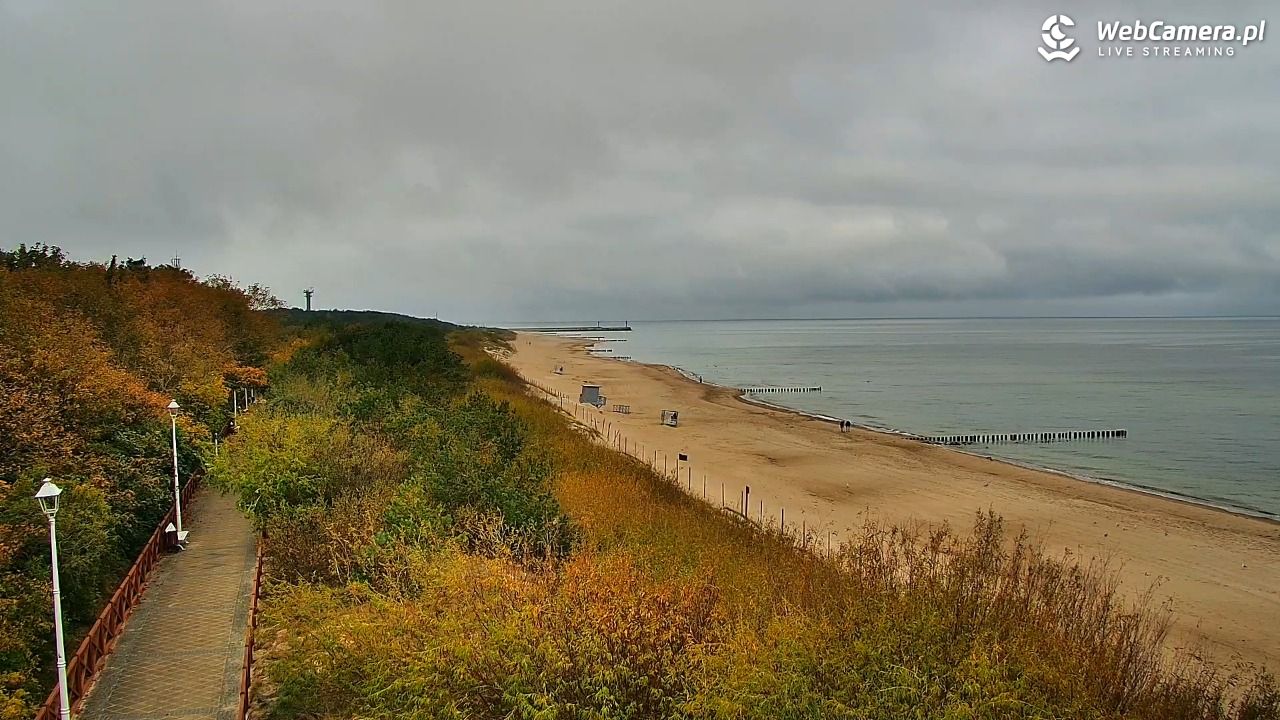 DZIWNÓW  - widok na plażę - 03 październik 2026, 09:47