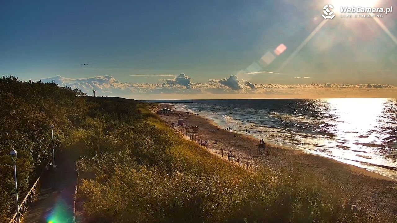 DZIWNÓW  - widok na plażę - 23 lipiec 2026, 19:23